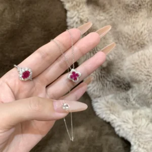 925 Sterling Silver Light Luxury Elegant Ruby Four-Leaf Clover Pendant Necklace